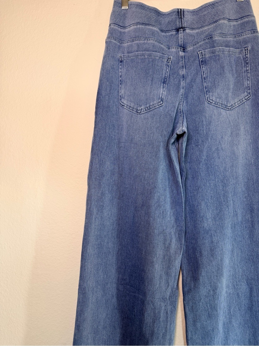 Halara Flex High Waist Baggy Wide Leg Stretch Jeans Medium Regular NWT - Picture 4 of 8